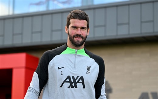 Alisson Becker has just posted very intriguing story on his Instagram page