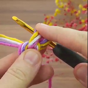 846K views · 10K reactions | wow very easy crochet bag handle chain making #crochethandlebag | Nurgül İle El Sanatları | Facebook