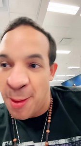 Mera bbyyy le robe la tarjeta a la doña que jumpie ayer 🤤😂😂🙆🏼‍♂️🙆🏼‍♂️ #fitoeldelasbbysmera🙆🏼‍♂️ | Jovany Fuentes