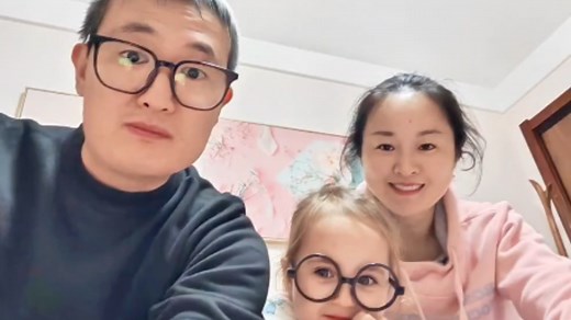 Chinese couple shocked after fair-haired, blue-eyed baby is born: Paternity test reveals a surprising truth