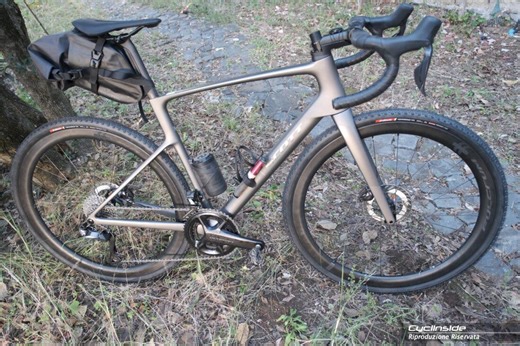 Scott Addict: da endurance può diventare anche gravel