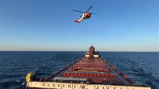 Helo training on our M/V Herbert C. Jackson today as she sailed on Lake Michigan, off Sturgeon Bay. The crew of our Jackson and USCG Air Station out of Traverse City participated in hoist training this afternoon while the ship was en route Milwaukee with a load of stone. 🚢⚓️🖤🧡 #partnerships #USCG #lakecarriers #greatlakes #greatlakers #lakemichigan #essentialcargoes #shippingmatters #buildingblocksofamerica 🎥: Ben Feinman | Interlake Steamship Company