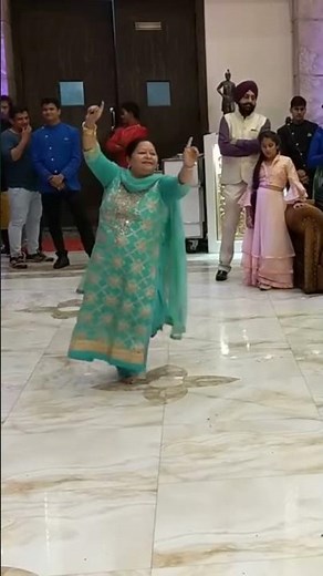 main wari main wari meri samiye 3 #wedding #bhangra #weddingdance #bhangranight #punjabidj