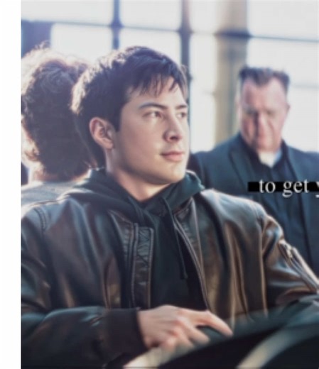 HOT TO GO!! || cc: pietrotrilogy (tweaked) vxcarlet (tweaked) || scp:faepacks // #heatedrivalry #hollanov #ilyarosanov #shanehollander #fyp || fake body fake everything original content hot to go heated rivalry hollanov edit