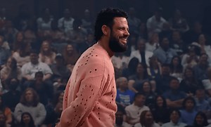 North Carolina Megachurch Pastor Steven Furtick Under Fire For Wearing $2,000 Givenchy Sweater To Easter Sunday