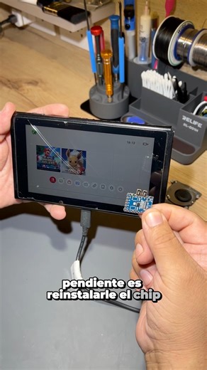 Reparación en placa de Nintendo switch mal manipulada. 🤓 Recuerde que nuestras sedes se encuentran en el ✅ C.C Compupalace - Miraflores ✅ C.C Polvoz azules - La Victoria. Para mas información puede comunicarse a travez de el número que parece en nuestras redes. 📲 . . #serviciotecnico #Videojuegos #nintendo #reparacion #gamer | Neogame