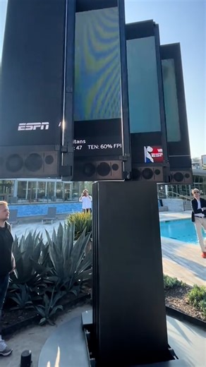 This seems over the top? 😅😨 | VT