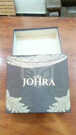 🎥 Watch your brand come to life with our custom boxes