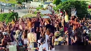 Musicians are defending a weekend beach party in Bondi that went viral, saying they shut it down as soon as the crowd got too big. #9News | Nightly at 6.00pm | 9 News Sydney