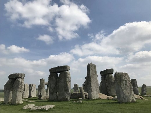Stonehenge's missing piece returned after 60 years