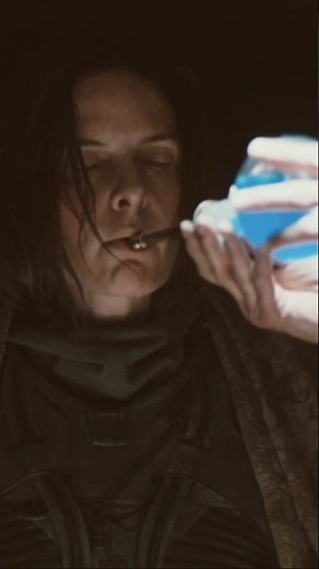 (6) Mother reverend makes her drink the water of life | Dune 2