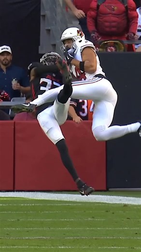 NFL on Instagram: "@mikewillyy is down there somewhere 🔥 ATLvsAZ on FOX/FOX One watch.nfl.com"