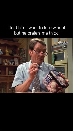 🧪 Interesting fact: Malcolm in the Middle (2000–2006) — To keep the show’s universe feeling chaotic and universal, the writers purposefully never revealed the family’s last name or the state they lived in. Although a name badge in the pilot briefly says “Wilkerson,” creator Linwood Boomer decided to treat the family as if they had no surname at all—a running gag that culminated in the series finale where a loud burst of static drowns out the name as it’s announced over a loudspeaker. | Clips