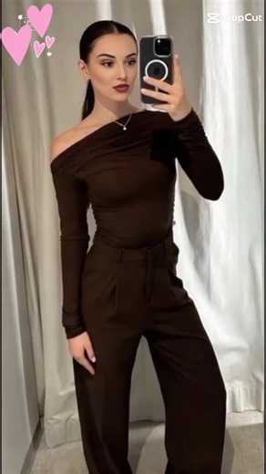 Caldare Elena (@caldare.elena)’s videos with sunet original - AdrianBiscu