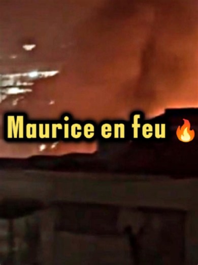 ⚠️ CHOC À SAINTE-CROIX : La situation dégénère en direct devant le poste de police ! 🇲🇺😱 #mauritius #maurice #actualités #publicrage #viral #saintecroix #breakingnews #buzzmaurice #actualité #pourtoi #fyp #ElodieThomasJustice
