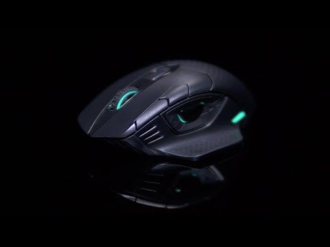 DARK CORE RGB Profi-Gaming-Maus mit und ohne Kabel und optionaler kabelloser Qi®-Ladezone