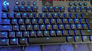 G915 TKL pressing random keys