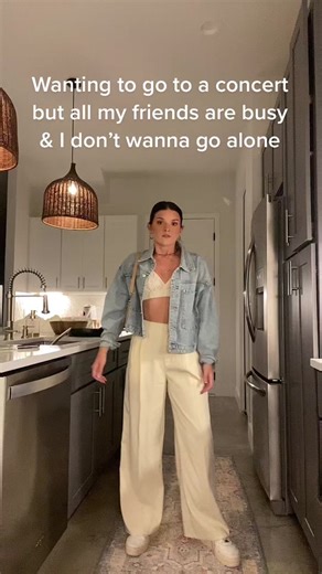 Making new friends as an adult is hard, but doesn’t have to be!! 🥲 #funonweekdays highly recommend making spontaneous plans with girls from GroupMe