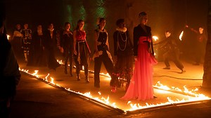 Majdnem meggyulladt az egyik modell ruhája a kifutón a Next Top Model Hungary-ben