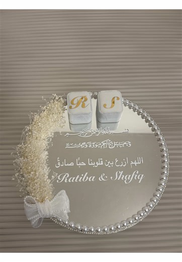 Creative Engagement Tray Decoration Ideas