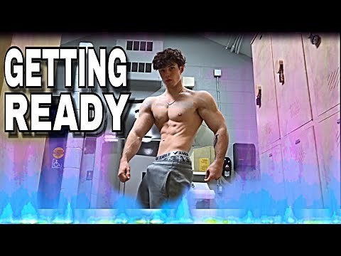 INSANE MUSCLE || Arm & Chest Day || Teen Pump w Derek Martin