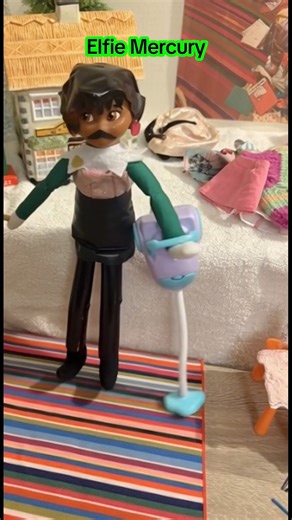 Elf on the shelf clean up! Hint hint #queenofficial https://www.etsy.com/uk/shop/LittleElfBigIdeas