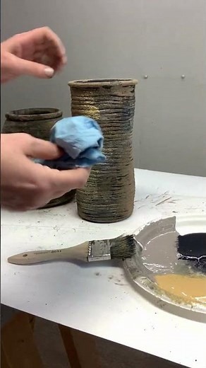 How to Add a Textured Finish to a Glass Vase