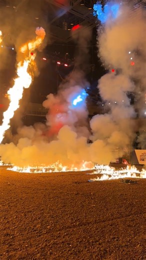 Let’s kick off this SATURDAY NIGHT PARTY 🔥 📺 now on @thecw app | PBR