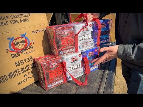 RED WHITE & BLUE 200G FIREWORK CAKE ASSORTMENT - Sky Bacon Fireworks