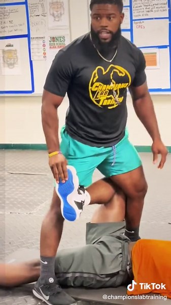 #foryou #sport #fyp #lifting #health #grind #gymtok #motivation #fypシ #fitness #athlete #speed #basketball