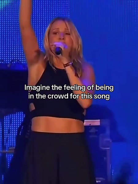 I NEED TO SEE ELLIE LIVE AGAIN! #elliegoulding #ineedyourlove #fyp