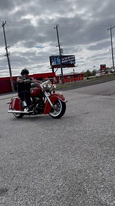 2000 Indian Motorcycle Chief 🔥🔥🔥 Customer project build coming along. Full maintenance done, new rear fender and more!!! #indianmotorcycle #indianchief | Cosmo's Indian Motorcycle