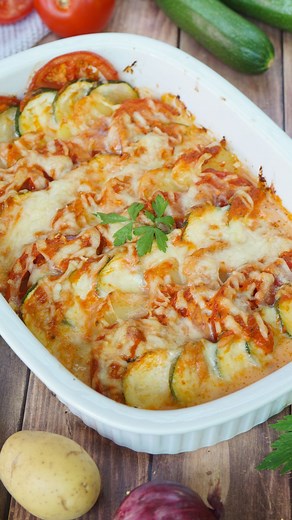 665K views · 5.7K reactions | Tomaten-Zucchini-Kartoffelgratin 勒...