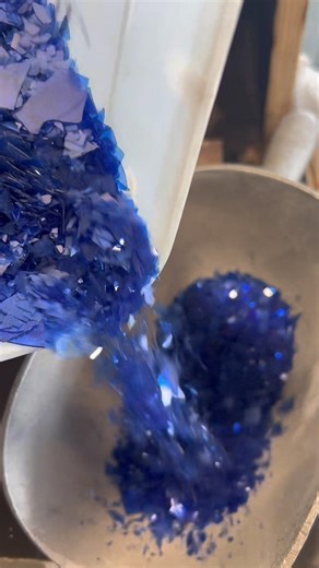 Glass making asmr 😮‍💨 #glassblowing #glassblower #glassartist #glassmaking #howitsmade #glassart