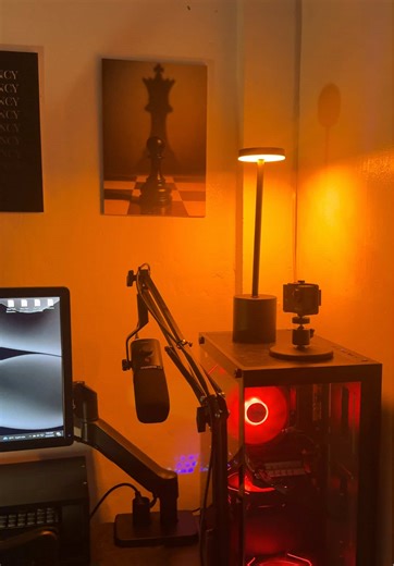 Pov: Di makali sa simple at budget friendly mong setup. 😆 #setup #desksetup #pcsetup #wfhsetup #computersetup