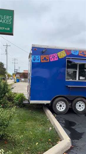 Stop by at the Amoco gas station on Douglas Ave! We will be here till 8:30 p.m! | Mi Tierra racine