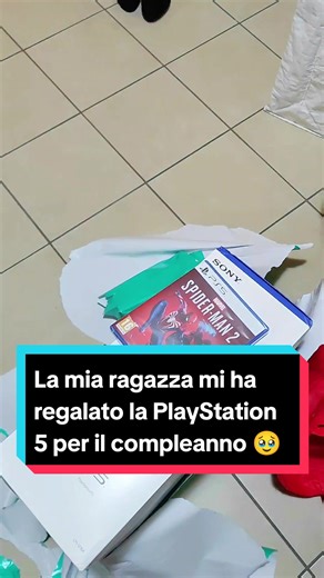 Il regalo sorpresa di compleanno: PlayStation 5 e Marvel Spiderman 2