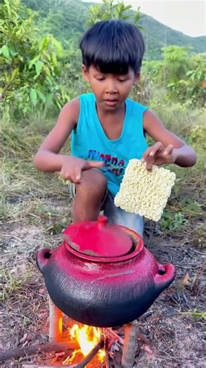 Survival Skills- SMART idea and USEFUL with single mom #bushcraft #camping #outdoors #useful #idea