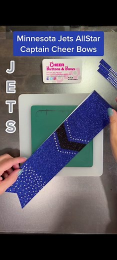 Cheerleading Tips and Cheer Bow Styles