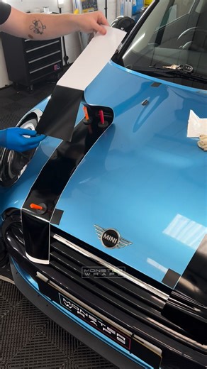 646K views · 1.1K reactions | Striping up this #MiniCooper with a set of Gloss Black bonnet stripes 冀#vehiclewraps #stripes #minicoopers #MINICountryman #miniclubman #monsterwraps | Monsterwraps | Facebook