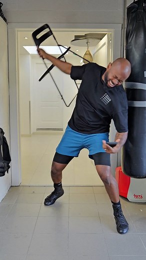 202K views · 1.5K reactions | Very well, I can't even sit down, let's examine some prohibitions. #stop #prohibition #boxingtechnique #boxingskills #learning #teacher #boxing #fitness #gym #boxingtips #reelstraining | Jonathan Male Jordao | Facebook