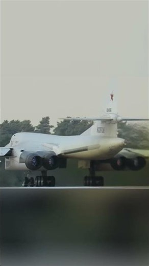 Why the F-35 can't catch this Soviet bomber 😬
