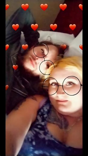 cupcake (@ashleywiest4)’s videos with Take My Name - Parmalee