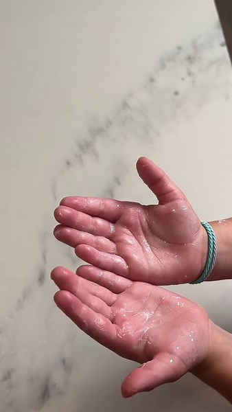 A Lotion Kids Actually Love – Fun, Gentle, and Parent-Approved