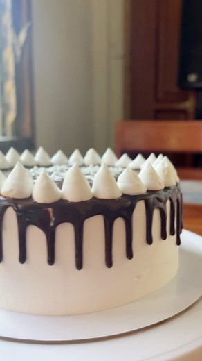 32 reactions · 8 comments | Warning ❗️this Chocomoist cake with whipped cream and chocolate drip may cause sweet cravings  #cake #bakerylife | The Arch Baker | Facebook