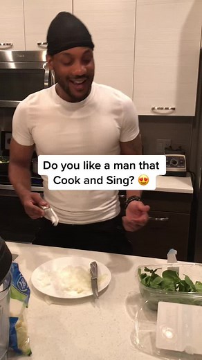 Men Cooking and Singing Compilation 🎤🍳
