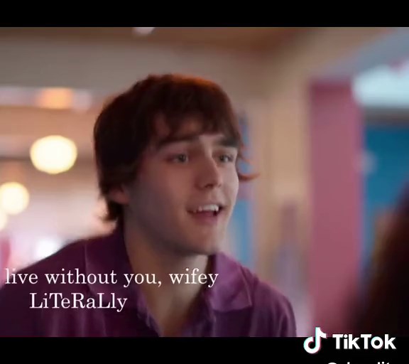 luke falling for julie ❤️ #luke #lukepatterson #jatp #julieandthephantoms #juliemolina #lukeismyromanempire #fyp #viral #editor #edit