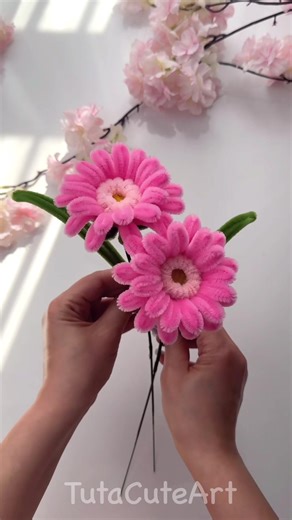 DIY Cute Pipe Cleaner Flower Tutorial