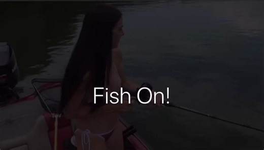 Striper fishing in #Tennessee #fyp #fishing #striperfishing #nashville #bassfishing #foryou #bikinigirl