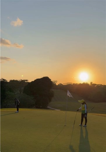 Birthday Celebration on the Golf Course at Hallow Ridge